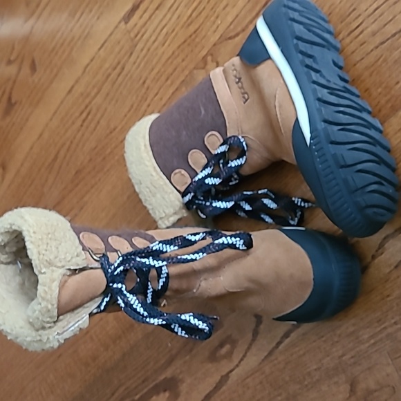 BooRoo Sherpa Fleece Lined Winter Lace-Up Boots - Size 6 - Picture 8 of 16